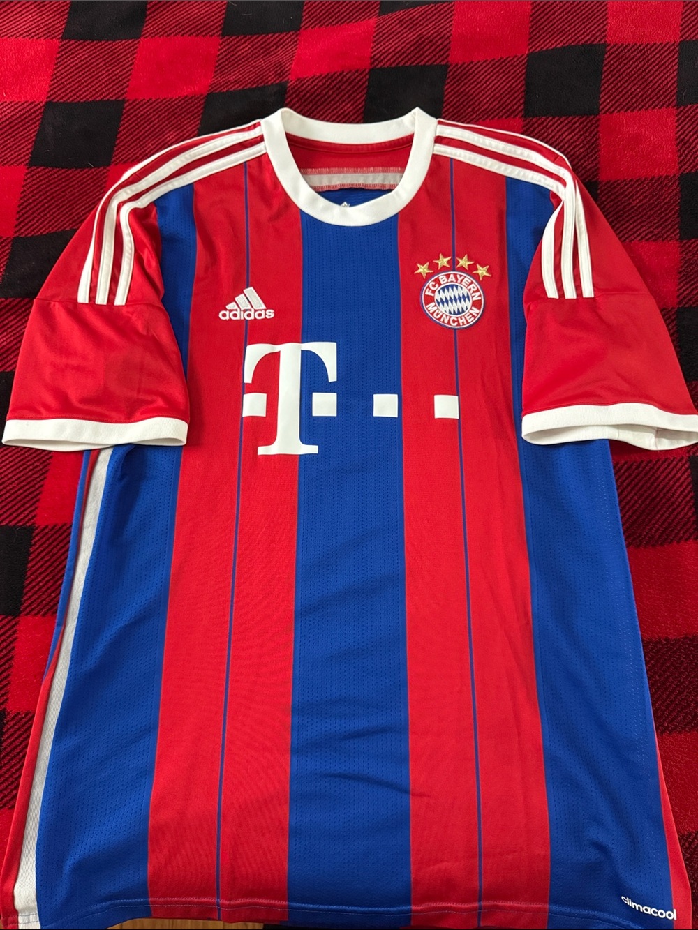 VINTAGE Bayern Munich 2014-15 Bundesliga Home Adidas Jersey